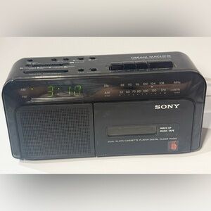 SONY Dream Machine ICF-C600 AM/FM Clock Radio Dual Alarm Cassette Tape Player